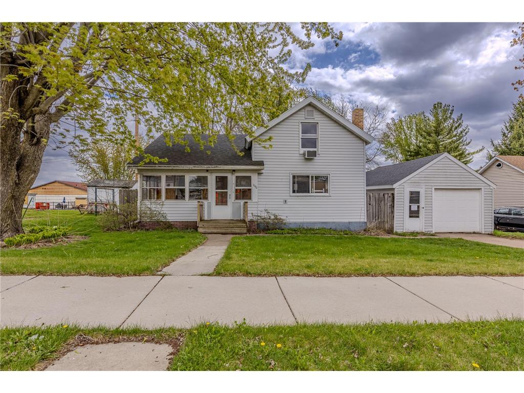 1050 Larcom Street Hammond WI 54015 7072563 image2