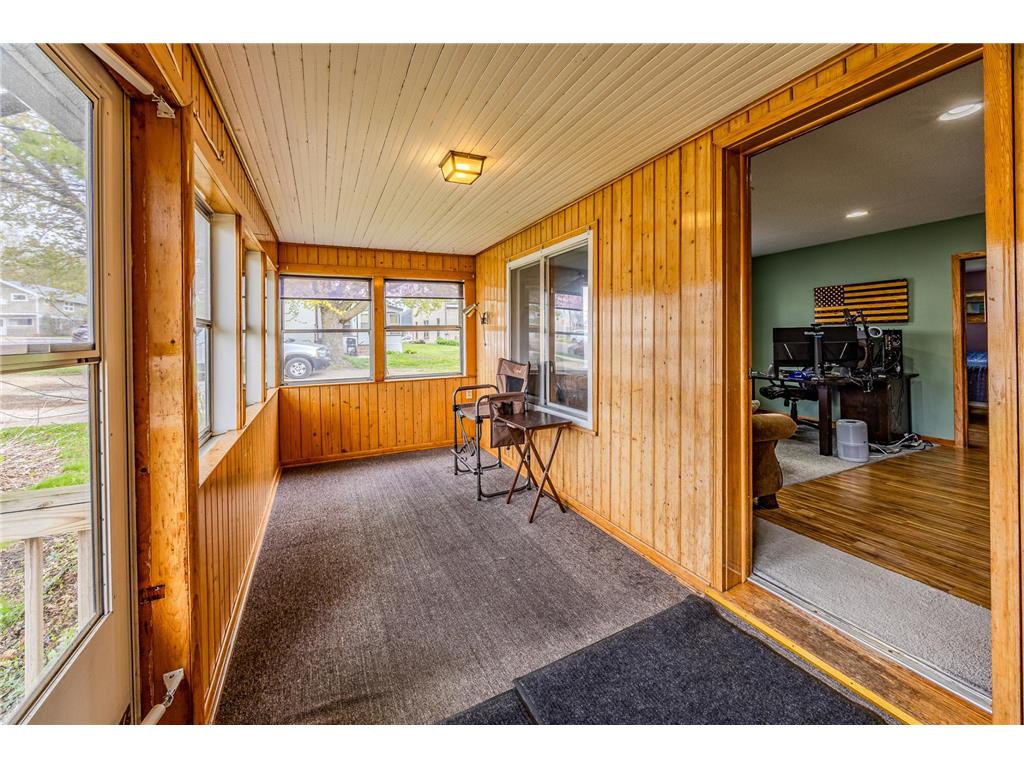 1050 Larcom Street Hammond WI 54015 7072563 image4