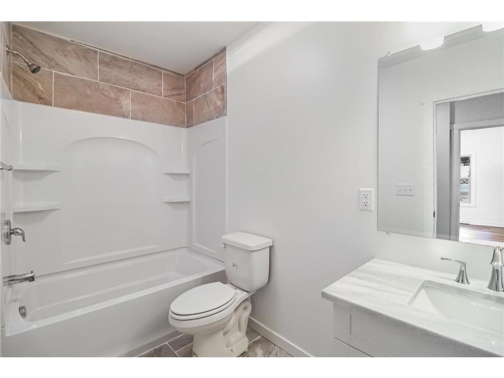 1050 Sturtevant Street Red Wing MN 55066 6824325 image13