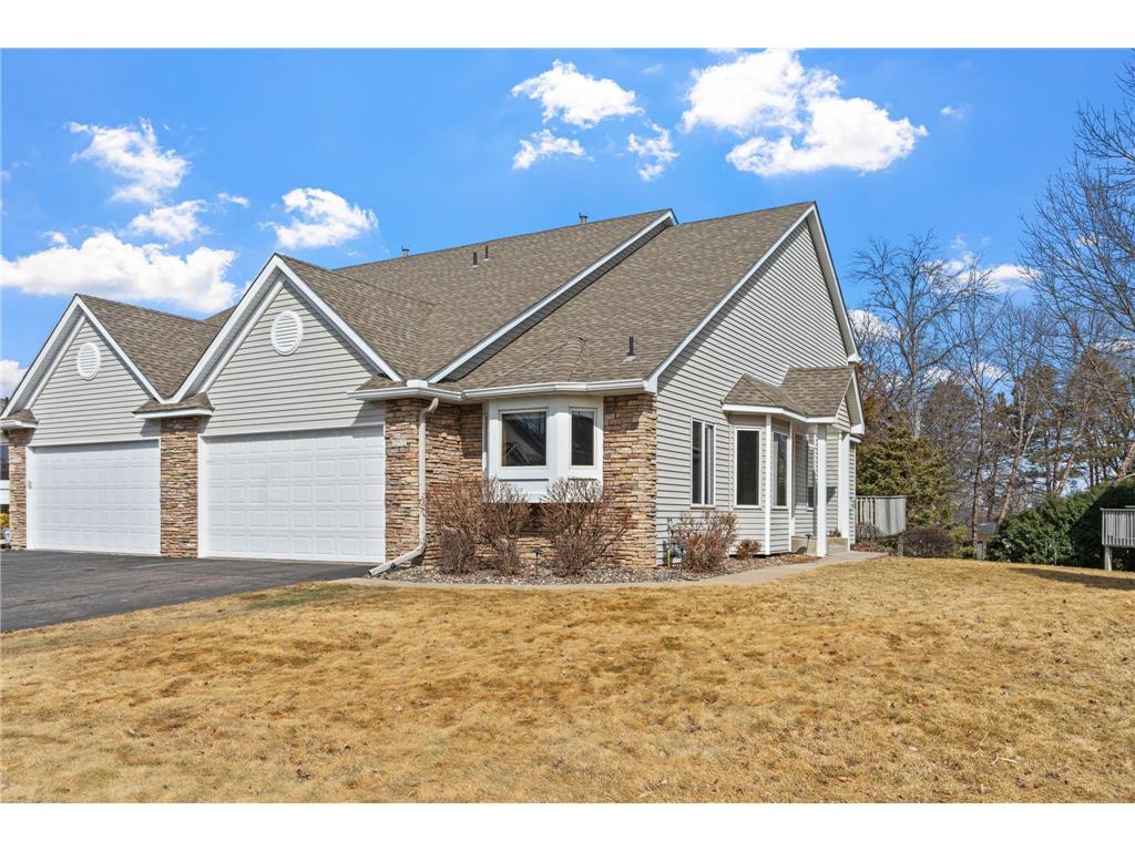 1050 Westcliff Curve Shoreview MN 55126 6677109 image1