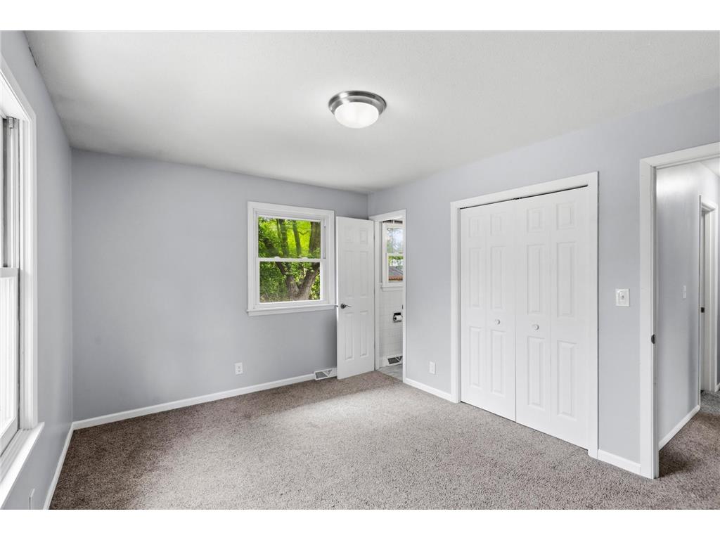 10500 Vessey Road Bloomington MN 55437 7111358 image18