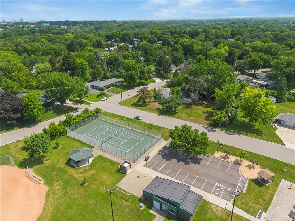 10500 Vessey Road Bloomington MN 55437 7111358 image45
