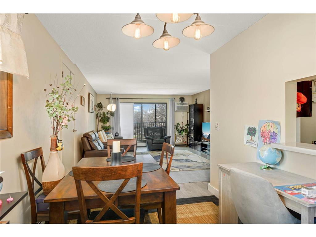 10501 Cedar Lake Rd #420 Minnetonka MN 55305 6799010 image11