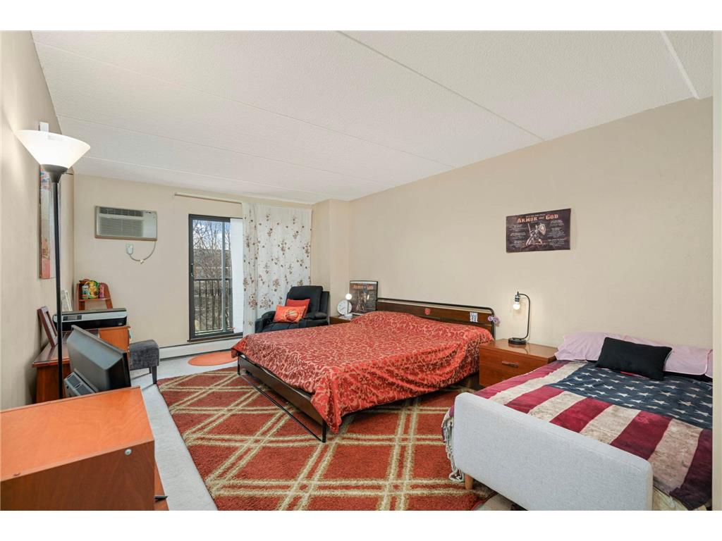 10501 Cedar Lake Rd #420 Minnetonka MN 55305 6799010 image18