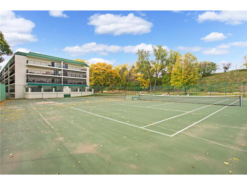 10501 Cedar Lake Rd #420 Minnetonka MN 55305 6799010 image34