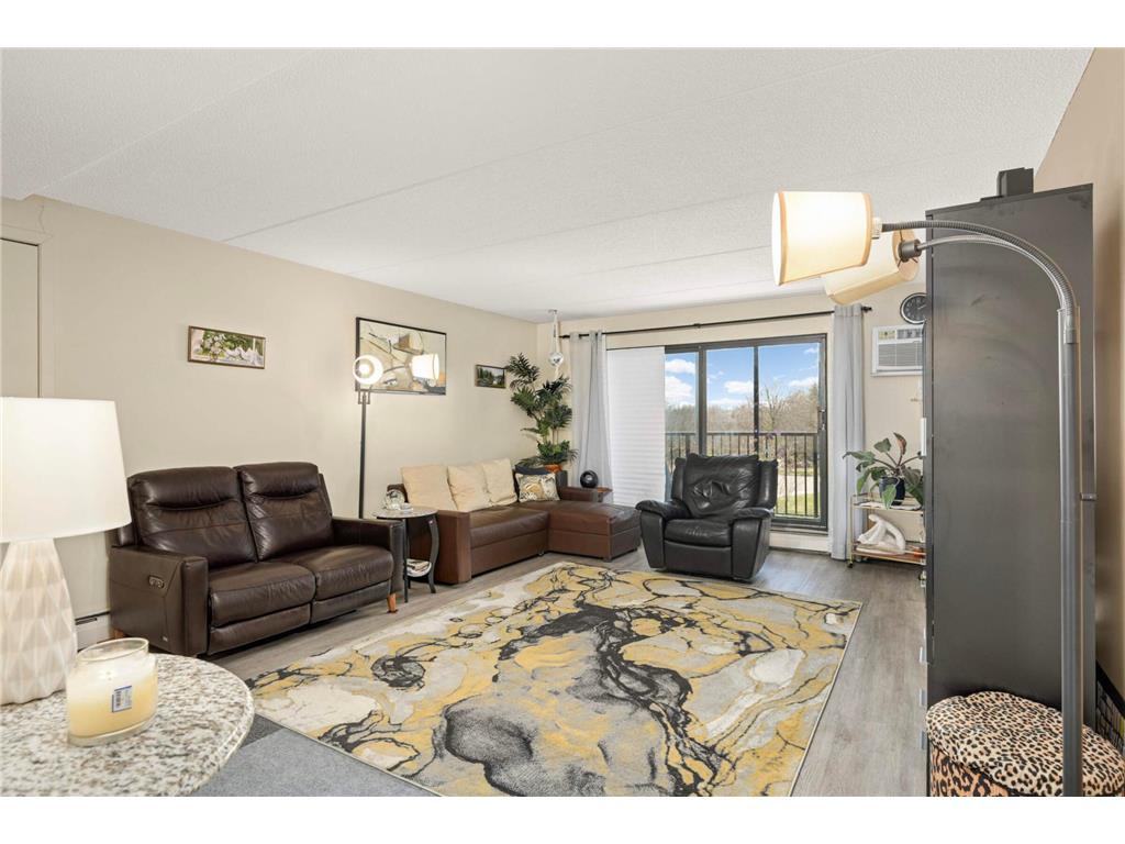 10501 Cedar Lake Rd #420 Minnetonka MN 55305 6799010 image6