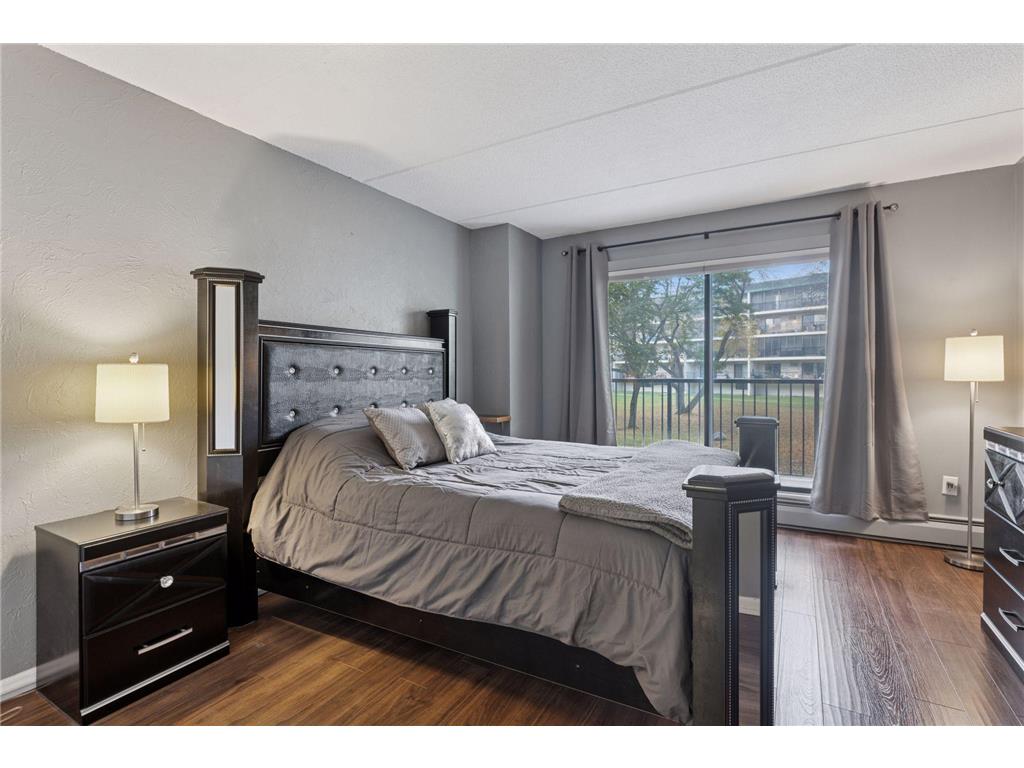 10501 Cedar Lake Road #206 Minnetonka MN 55305 6811297 image15