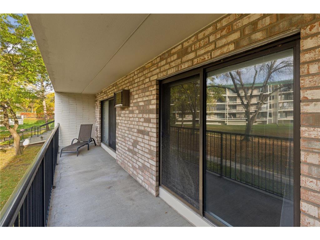 10501 Cedar Lake Road #206 Minnetonka MN 55305 6811297 image21