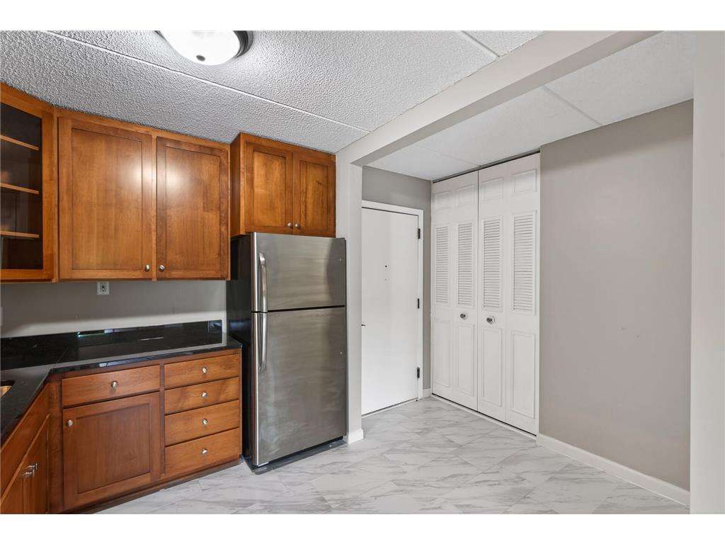 10501 Cedar Lake Road #318 Minnetonka MN 55305 7078658 image14