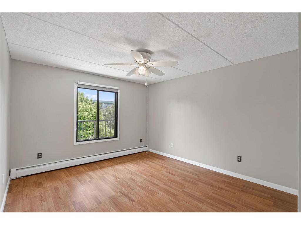 10501 Cedar Lake Road #318 Minnetonka MN 55305 7078658 image25