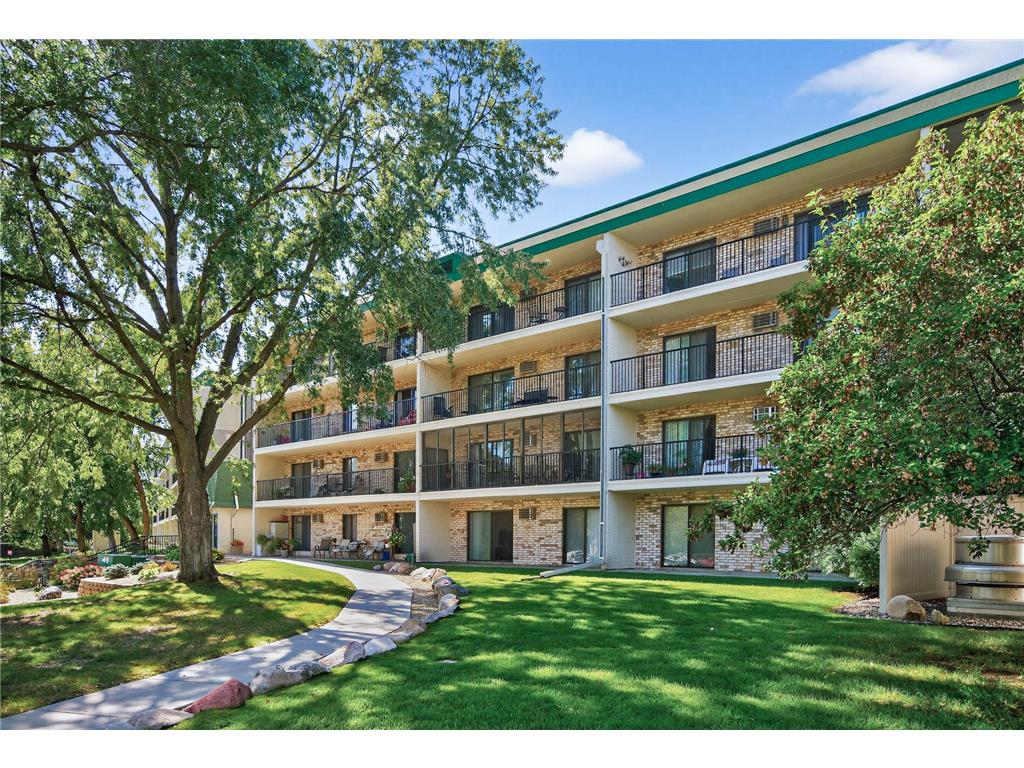 10501 Cedar Lake Road #318 Minnetonka MN 55305 7078658 image43