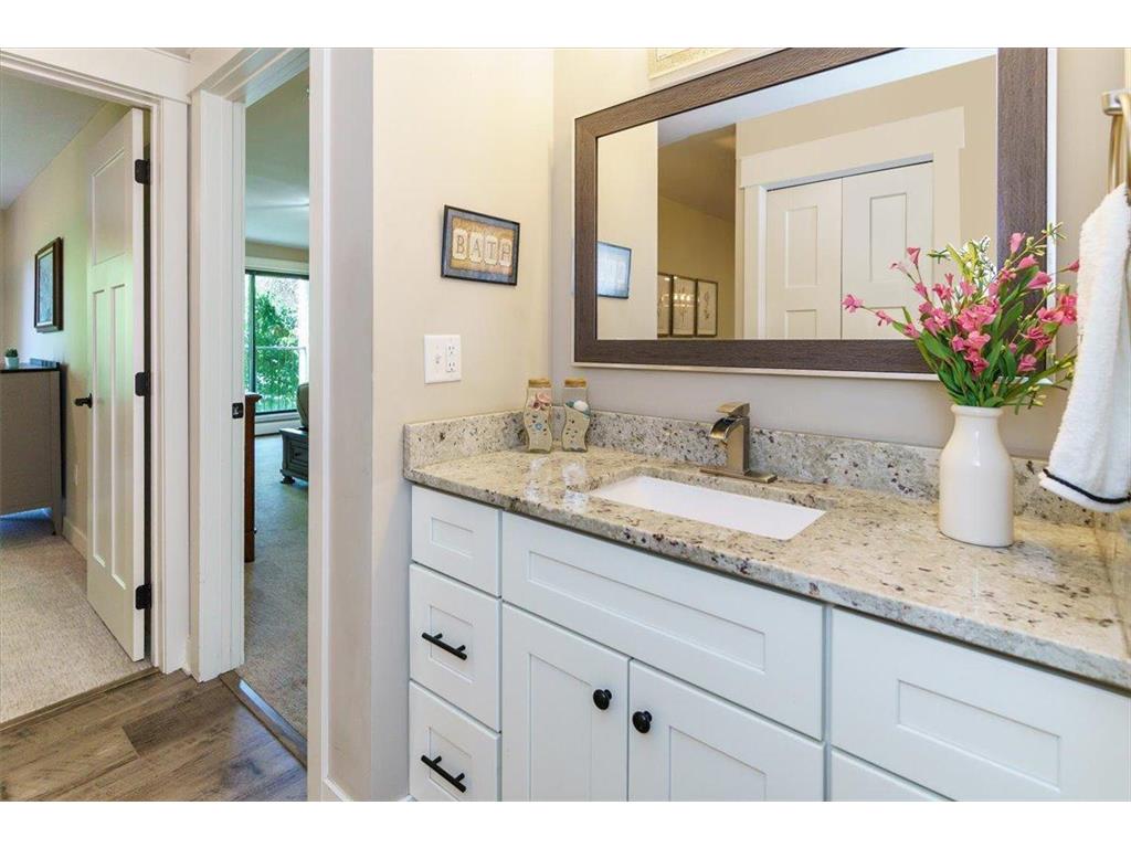 10501 Cedar Lake Road #404 Minnetonka MN 55305 6753324 image24