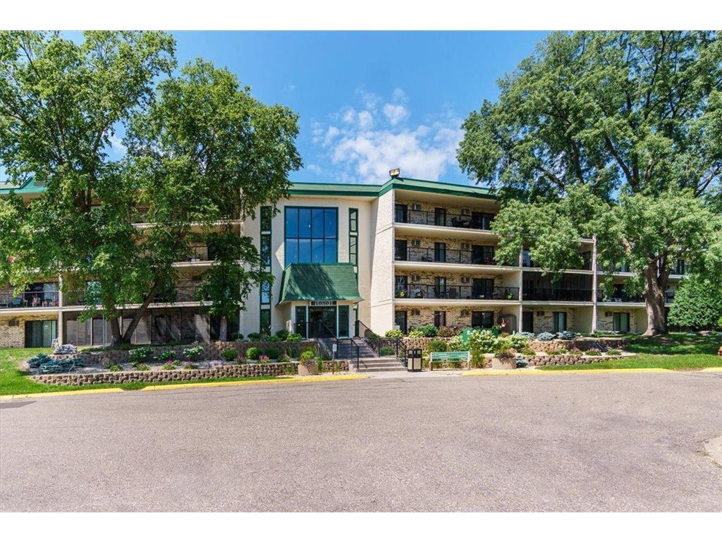 10501 Cedar Lake Road #404 Minnetonka MN 55305 6753324 image28