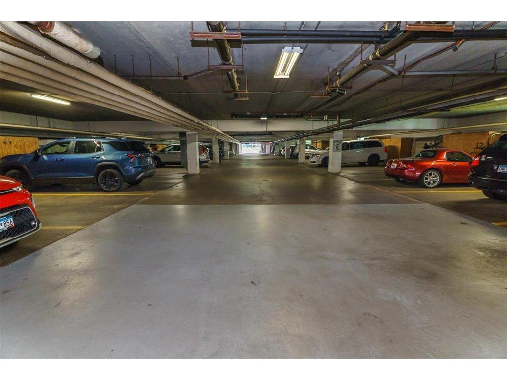 10501 Cedar Lake Road #404 Minnetonka MN 55305 6753324 image34