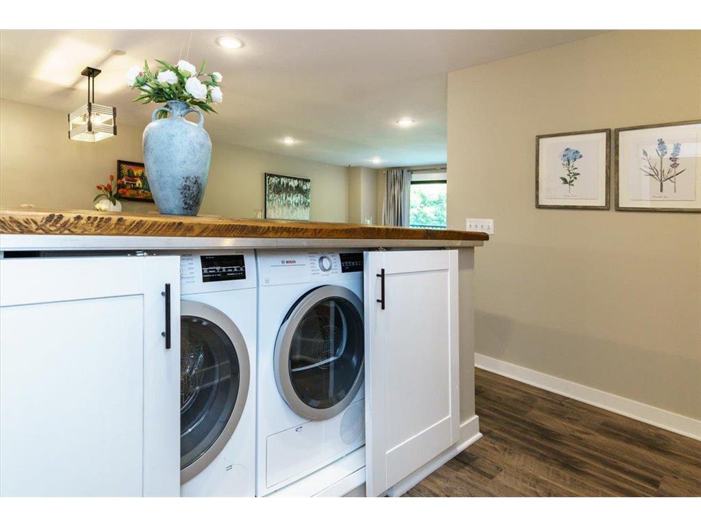 10501 Cedar Lake Road #404 Minnetonka MN 55305 6753324 image5