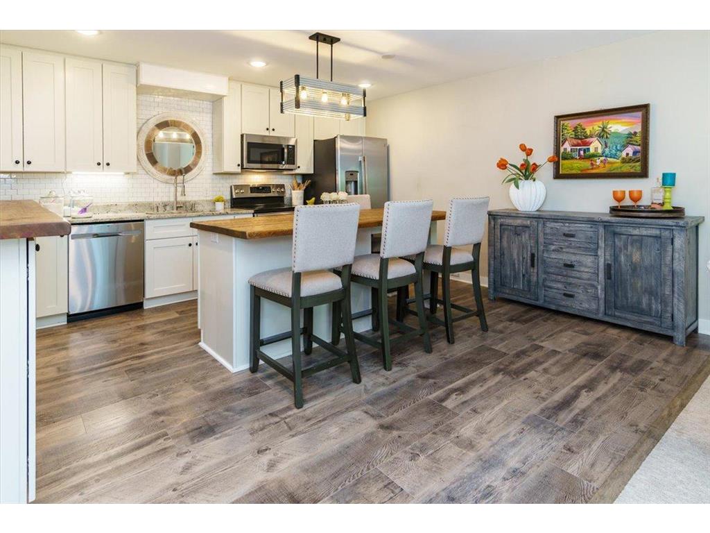 10501 Cedar Lake Road #404 Minnetonka MN 55305 6753324 image8