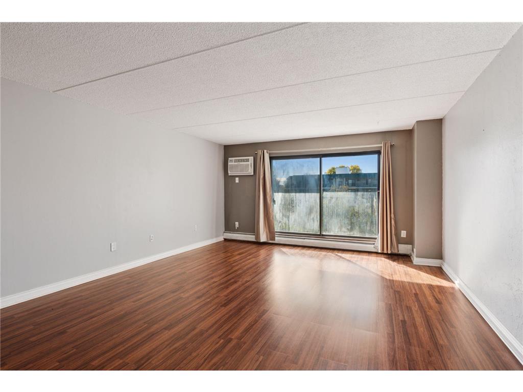 10501 Cedar Lake Road #414 Minnetonka MN 55305 6805037 image12