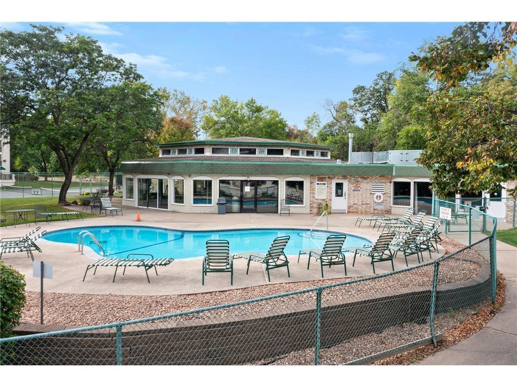 10501 Cedar Lake Road #414 Minnetonka MN 55305 6805037 image4