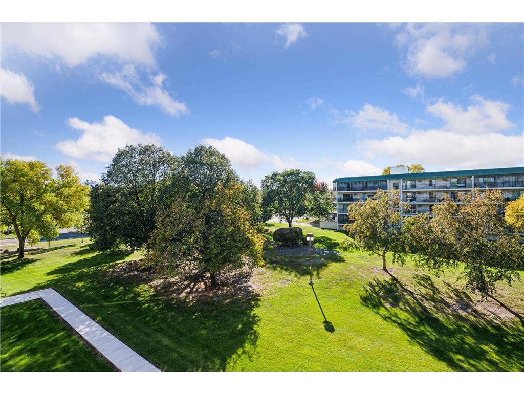 10501 Cedar Lake Road #414 Minnetonka MN 55305 6805037 image9