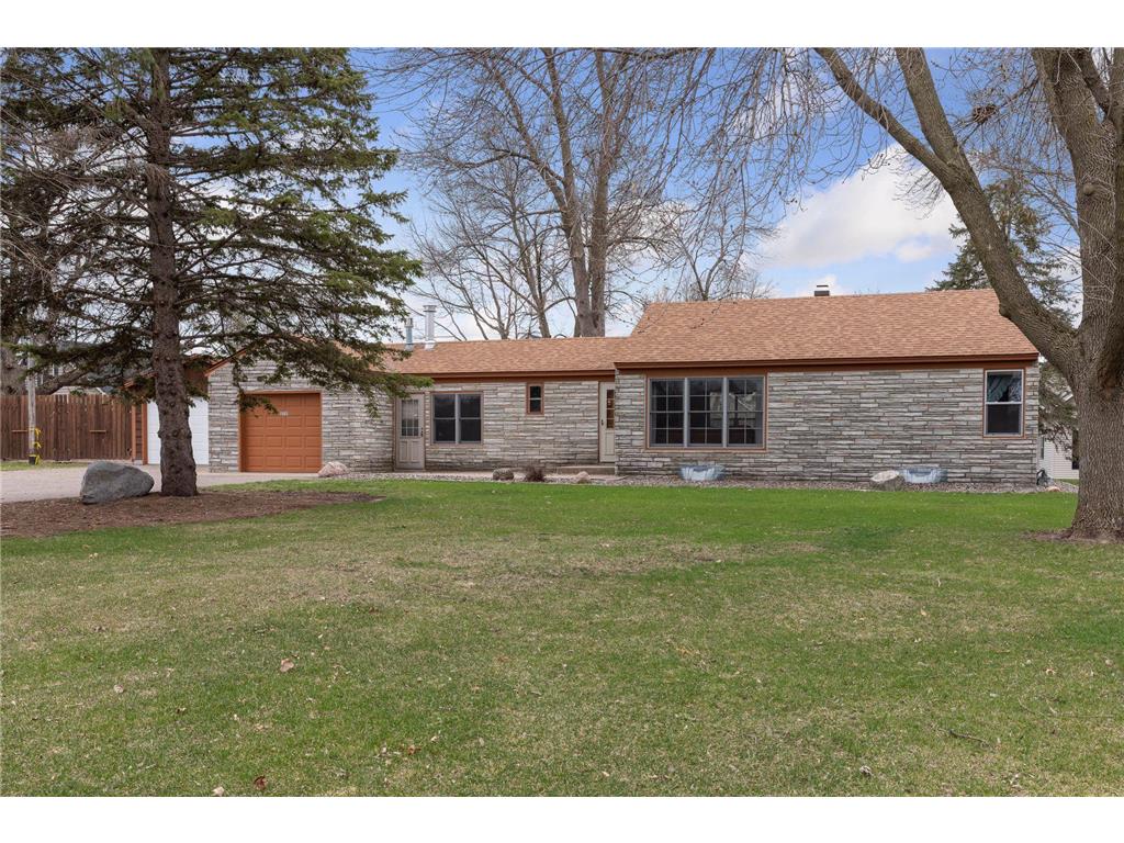 10501 W River Road, Brooklyn Park, MN, 55443 MLS 6182682 Edina Realty