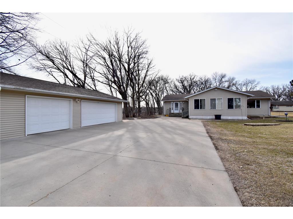 10505 County 95 Sauk Centre MN 56378 - Fairy 6502327 image1