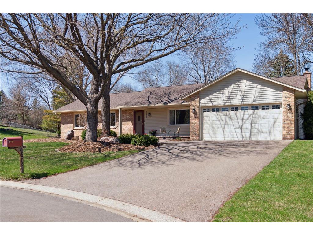 10506 Aquila Circle, Bloomington, MN, 55438 MLS 6362979 Edina Realty