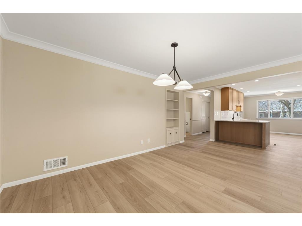 1051 Anderson Place Owatonna MN 55060 7059983 image10
