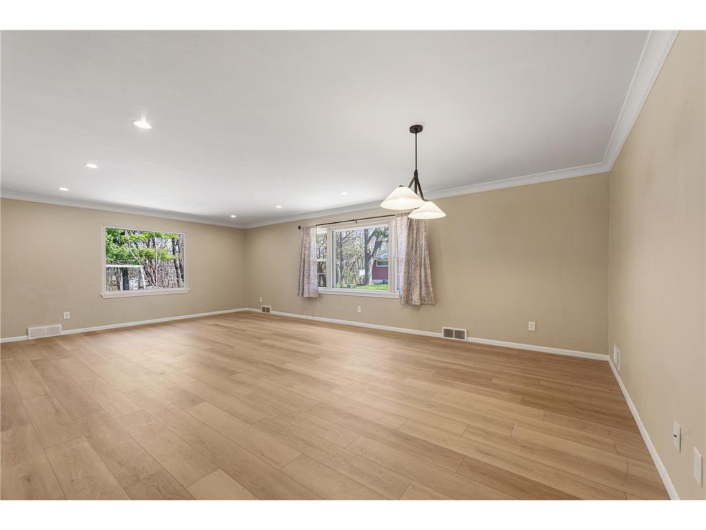 1051 Anderson Place Owatonna MN 55060 7059983 image11