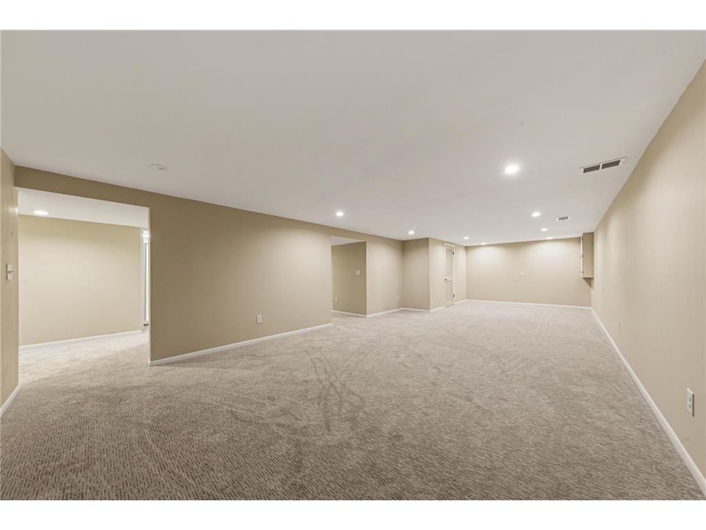 1051 Anderson Place Owatonna MN 55060 7059983 image31