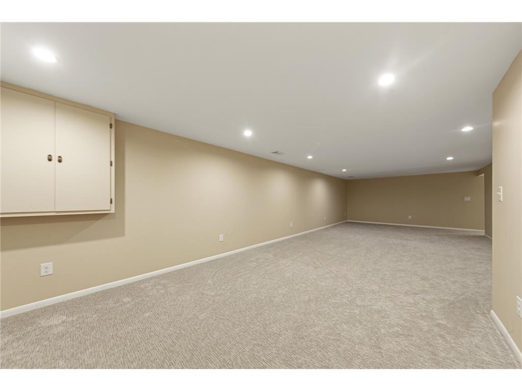 1051 Anderson Place Owatonna MN 55060 7059983 image32