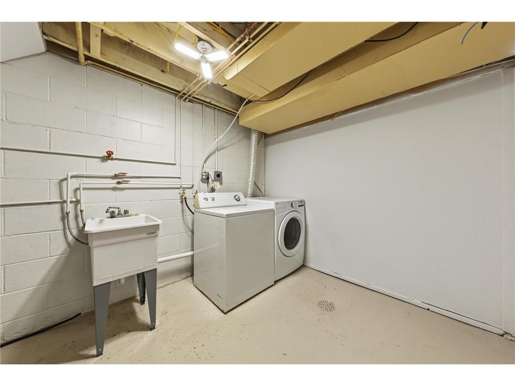 1051 Anderson Place Owatonna MN 55060 7059983 image39