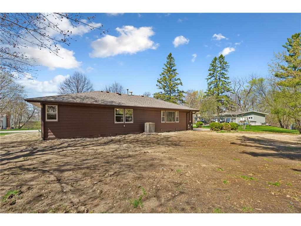 1051 Anderson Place Owatonna MN 55060 7059983 image41