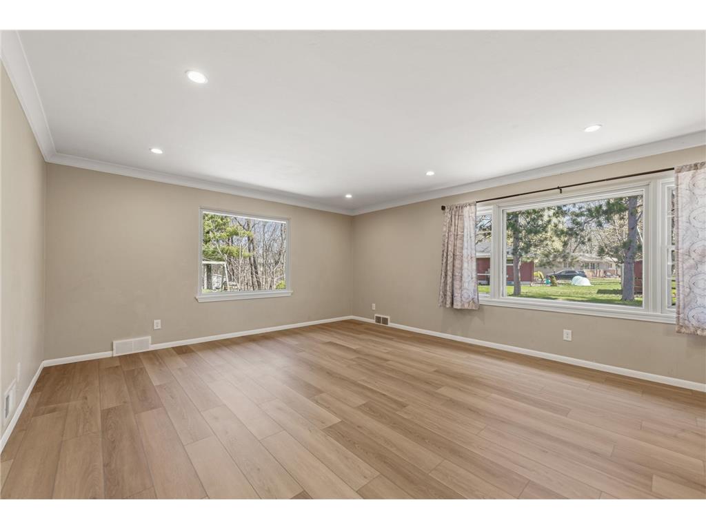 1051 Anderson Place Owatonna MN 55060 7059983 image7