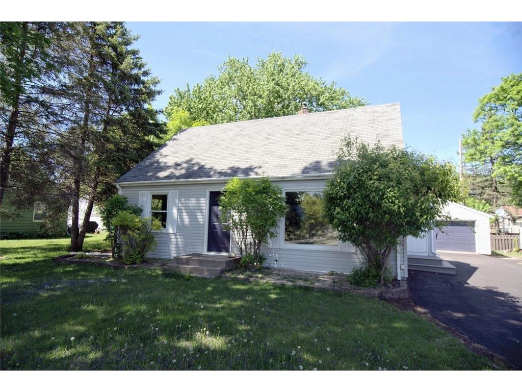 1051 Burke Avenue W Roseville MN 55113 7077701 image1