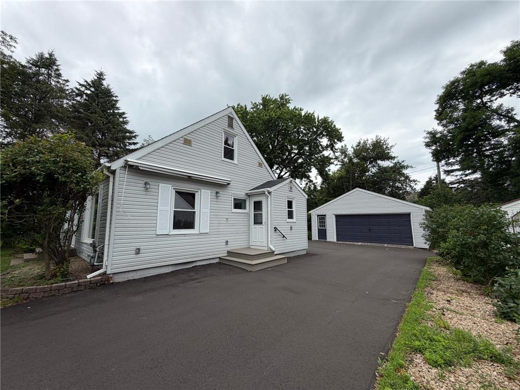 1051 Burke Avenue W Roseville MN 55113 7098533 image17