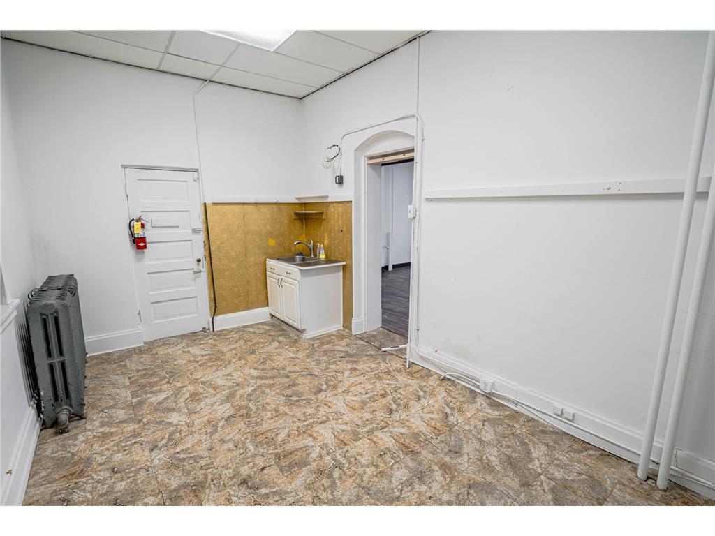 1051 Hudson Road Saint Paul MN 55106 6808082 image8