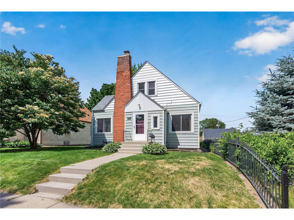 1051 Ottawa Avenue West Saint Paul MN 55118 7091207 image1