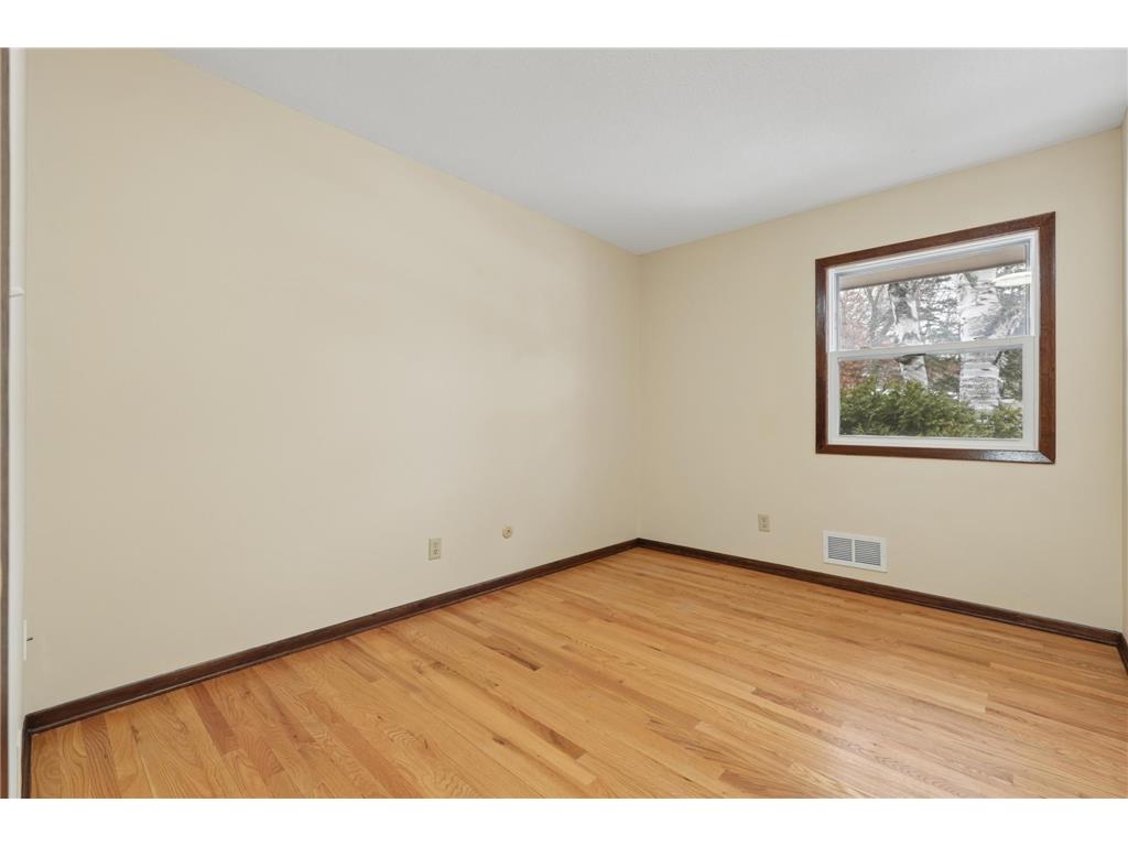 1051 Tiller Lane Shoreview MN 55126 7070589 image14