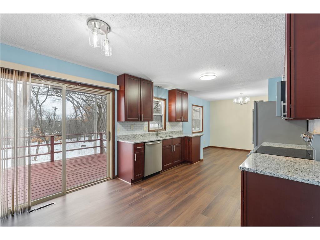 1051 Tiller Lane Shoreview MN 55126 7070589 image4