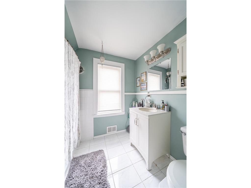 1051 Virginia Street Saint Paul MN 55117 7073581 image25