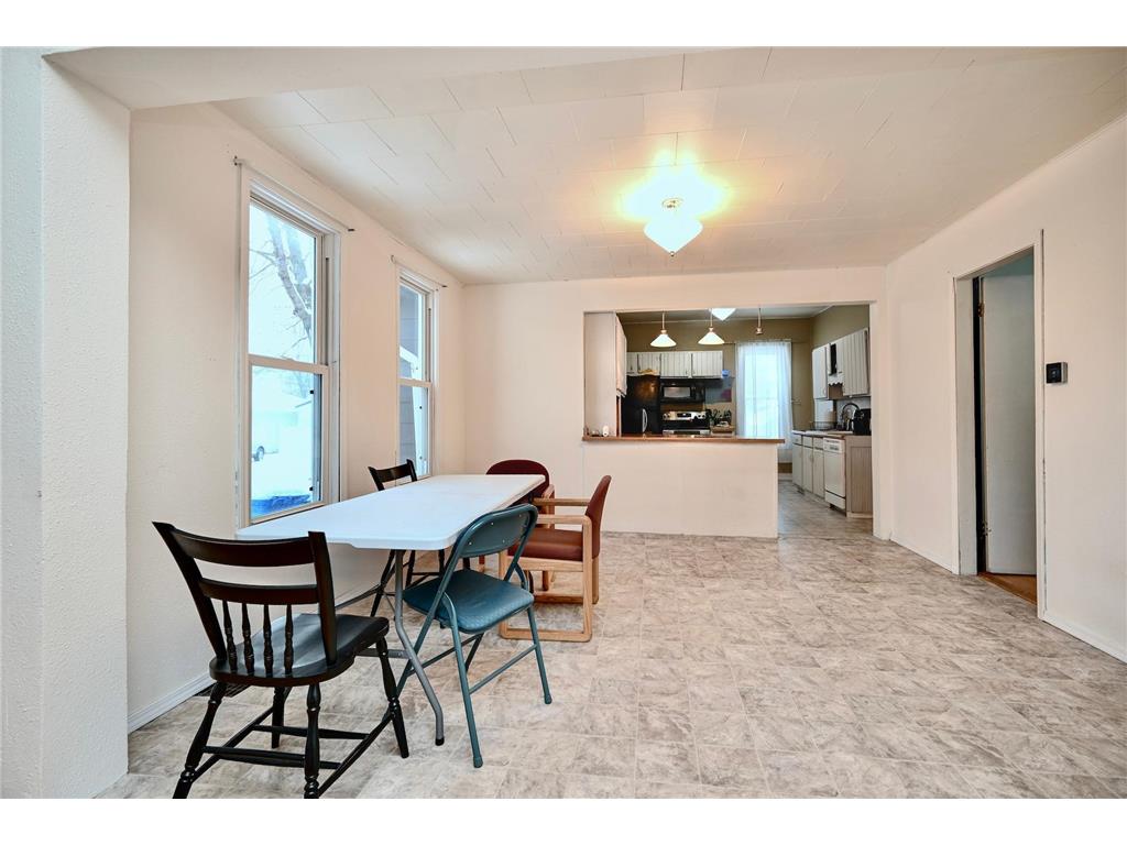 1051 W King Street Winona MN 55987 7094473 image10