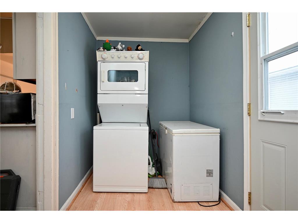 1051 W King Street Winona MN 55987 7094473 image19