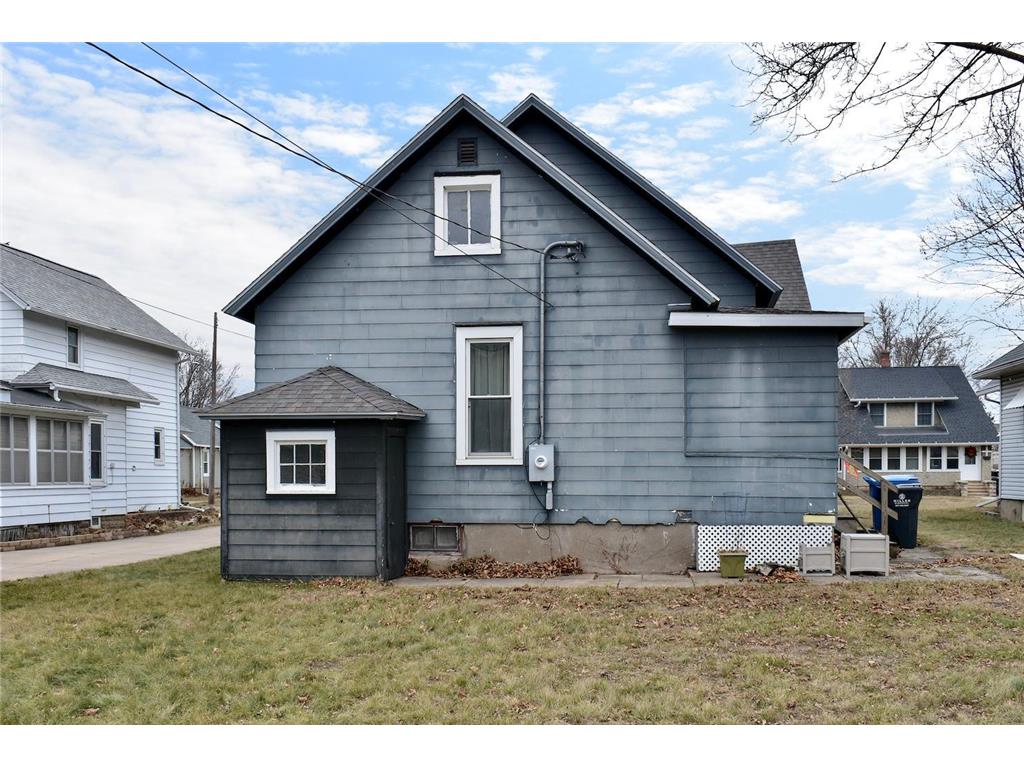 1051 W King Street Winona MN 55987 7094473 image24
