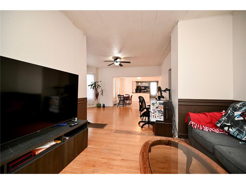 1051 W King Street Winona MN 55987 7094473 image5