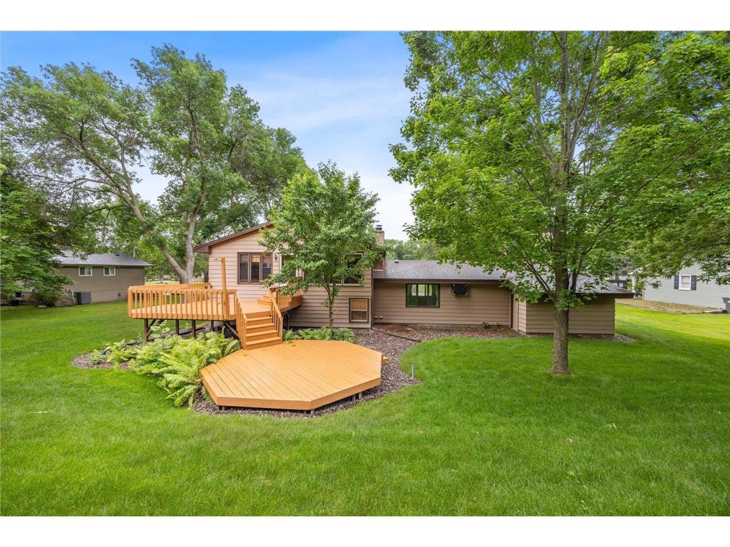 10510 39th Avenue N Plymouth MN 55441 6557870 image1