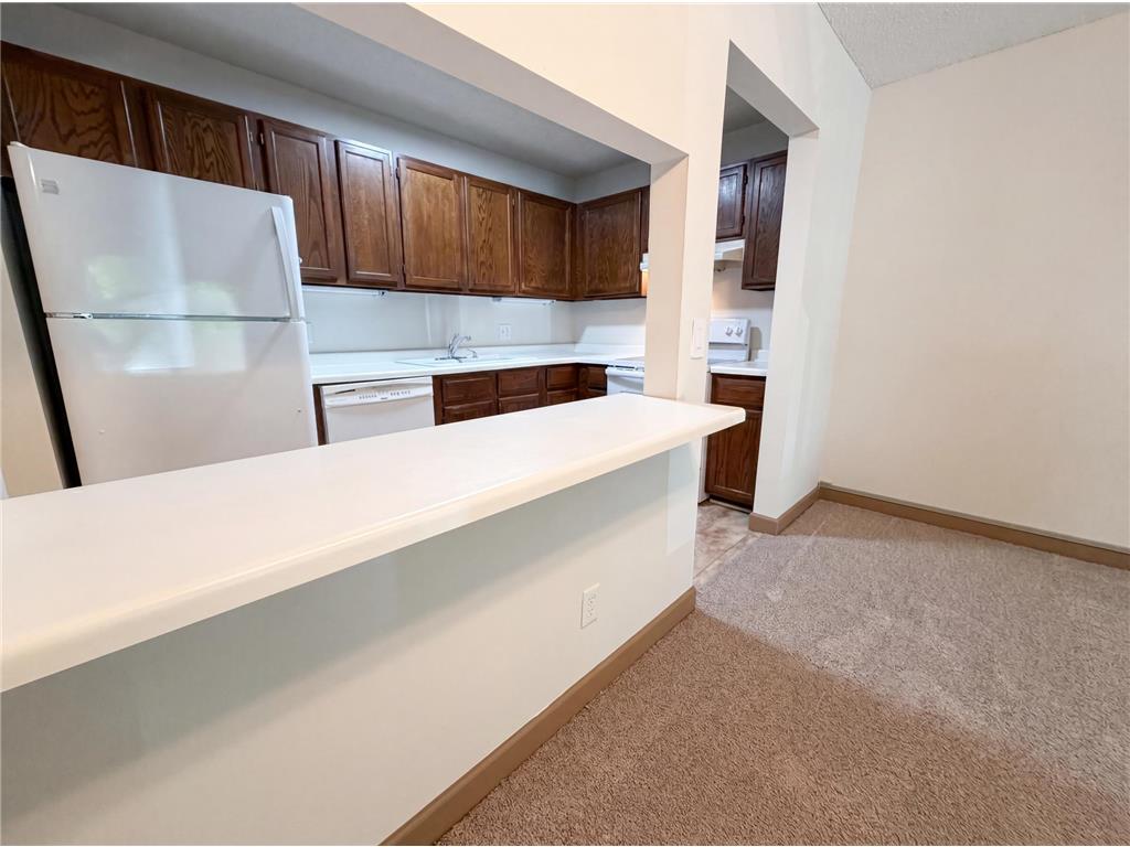 10511 Cedar Lake Road #205 Minnetonka MN 55305 7098342 image5