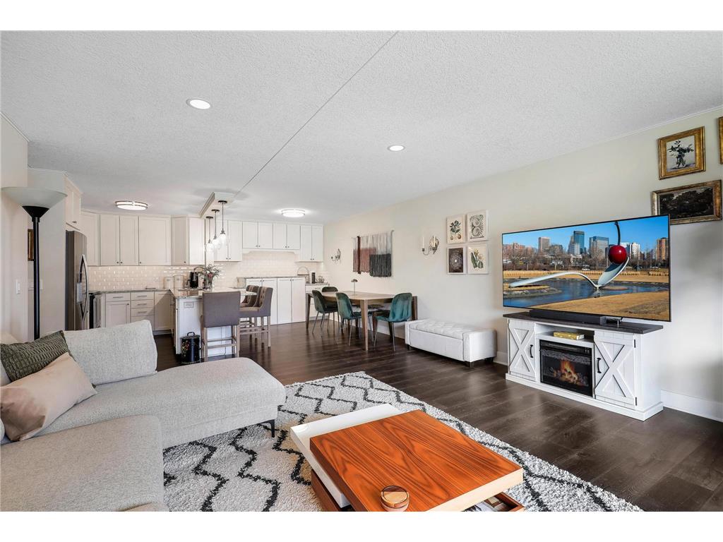 10511 Cedar Lake Road #212 Minnetonka MN 55305 7040622 image11
