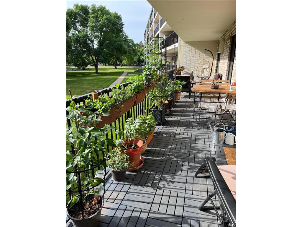 10511 Cedar Lake Road #212 Minnetonka MN 55305 7040622 image34