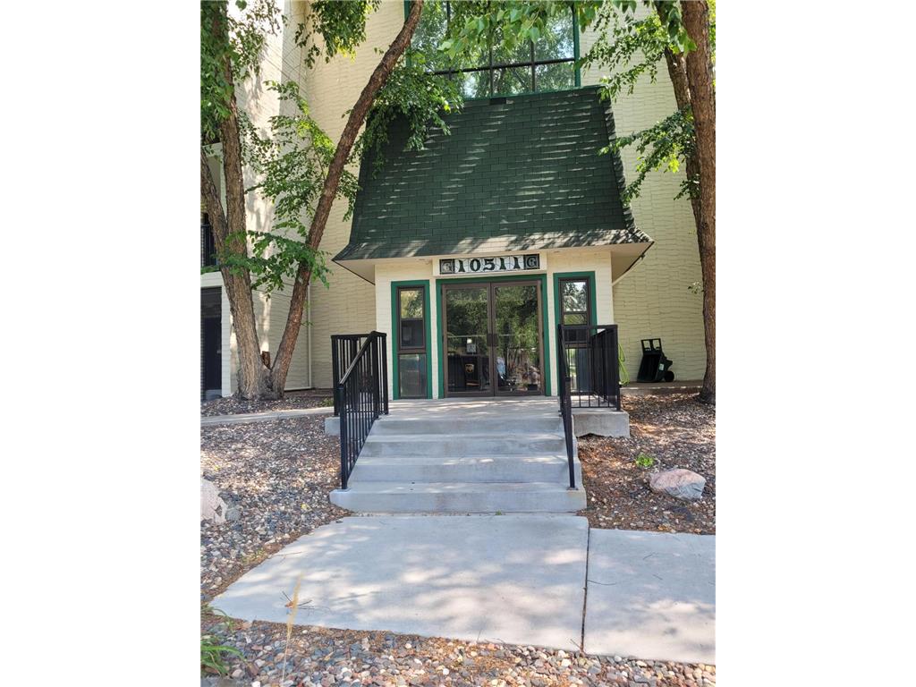 10511 Cedar Lake Road #319 Minnetonka MN 55305 6394586 image1