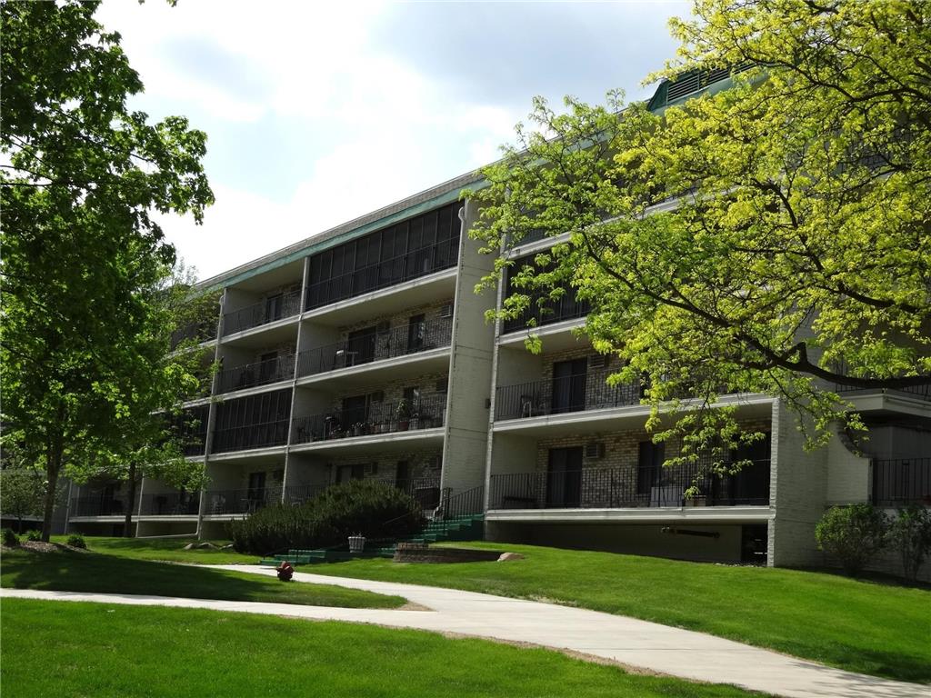 10511 Cedar Lake Road #503 Minnetonka MN 55305 7111956 image2